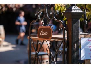 HOSPITALITY & EVENTS VENUE FOR SALE