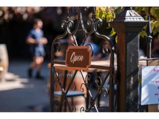 HOSPITALITY & EVENTS VENUE FOR SALE