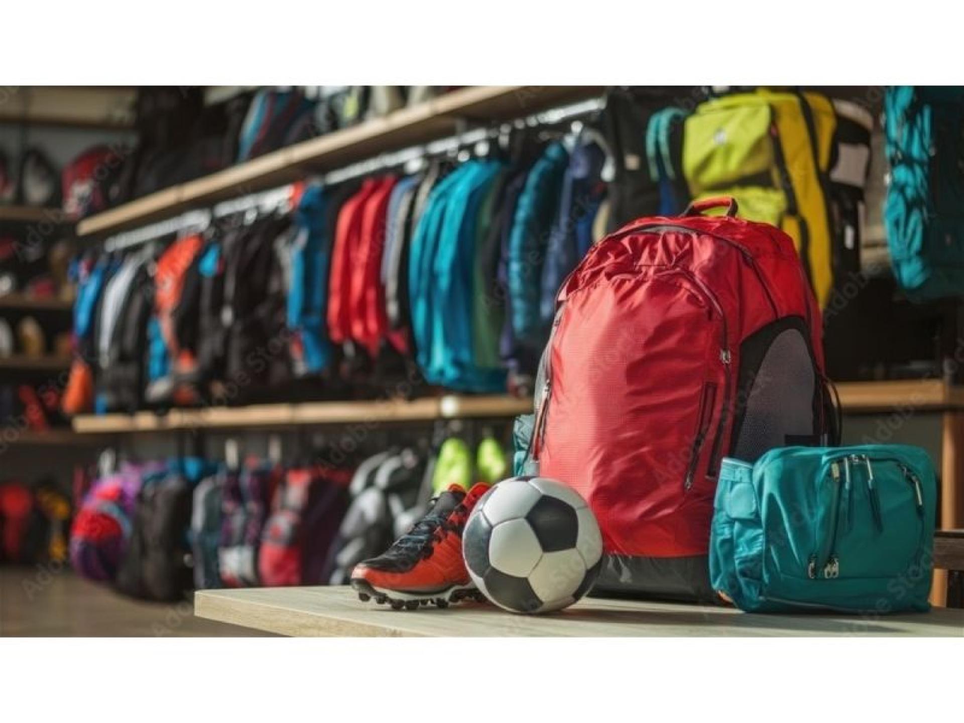 Sports Footwear & Apparel 688622 3