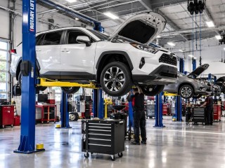 Established Automotive Business - Prime Main Road Location