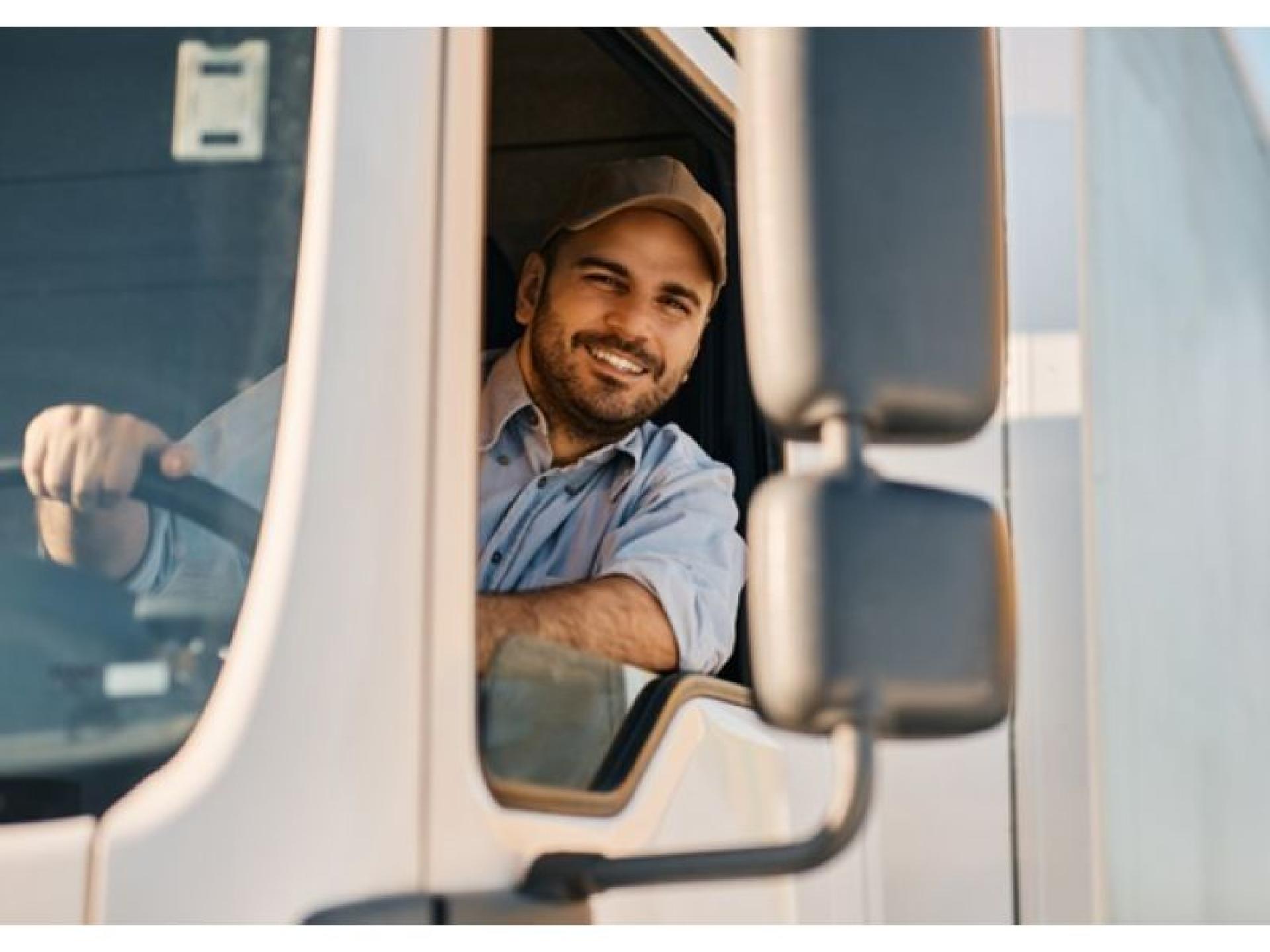 Growing Refrigerated Truck And 688923 1