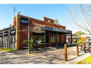LEASEHOLD - Punkah Pantry, Porepunkah VIC - 1P0623