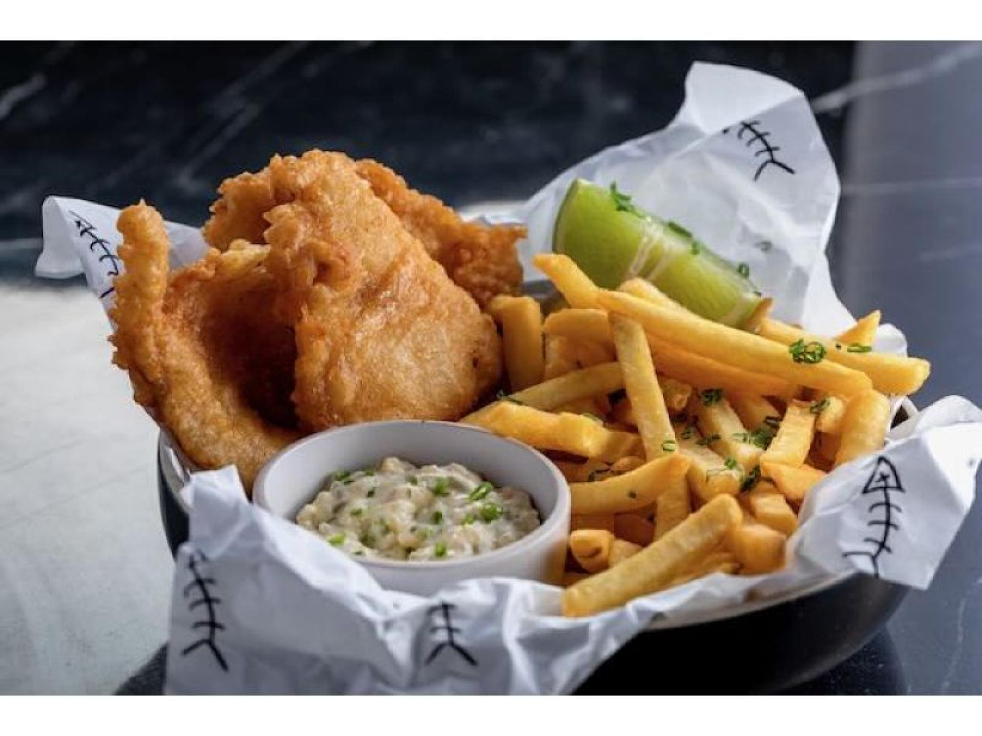 Long-established Fish & Chip 689074 1