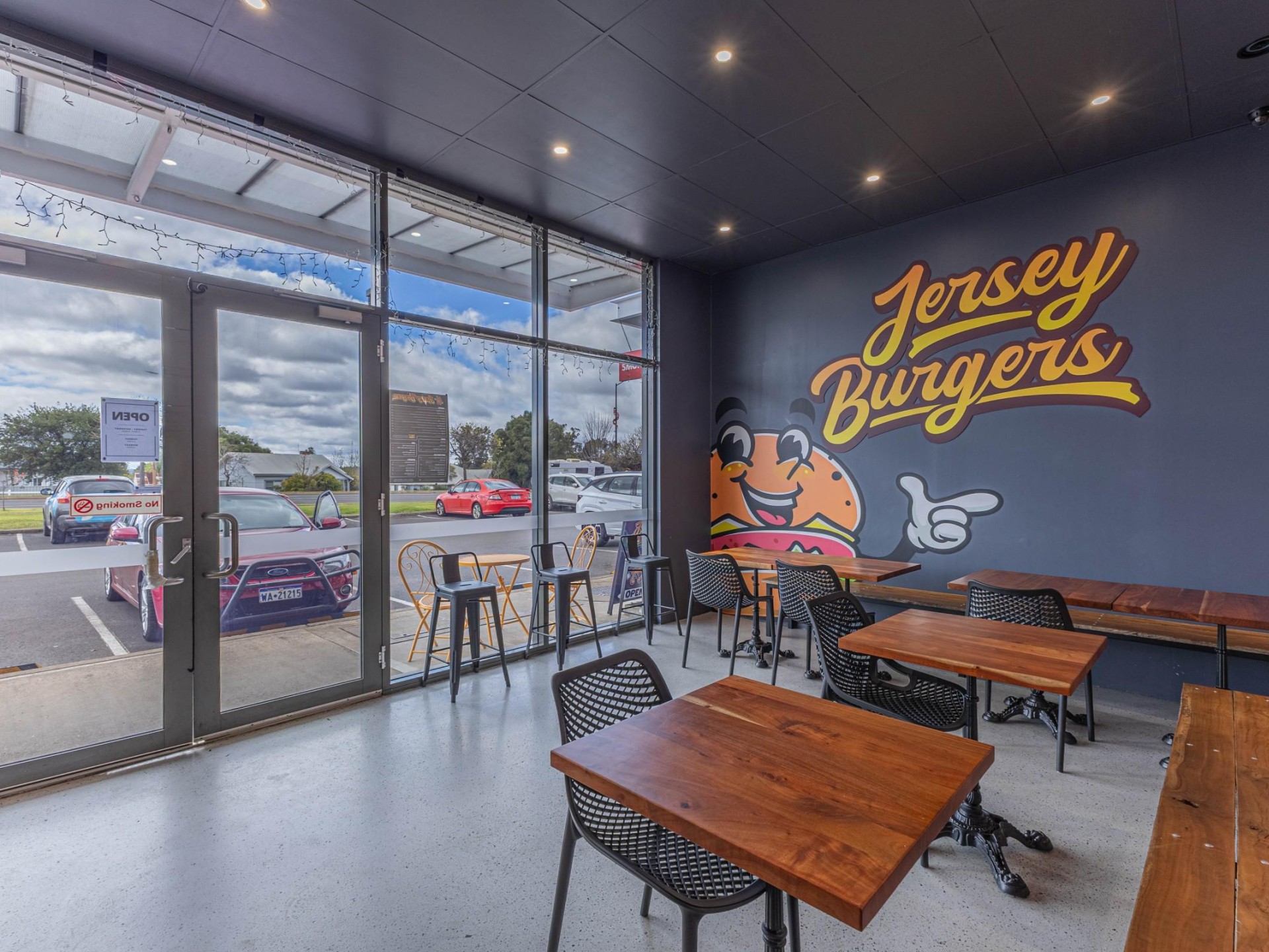 Jersey Burgers - A 689151 3