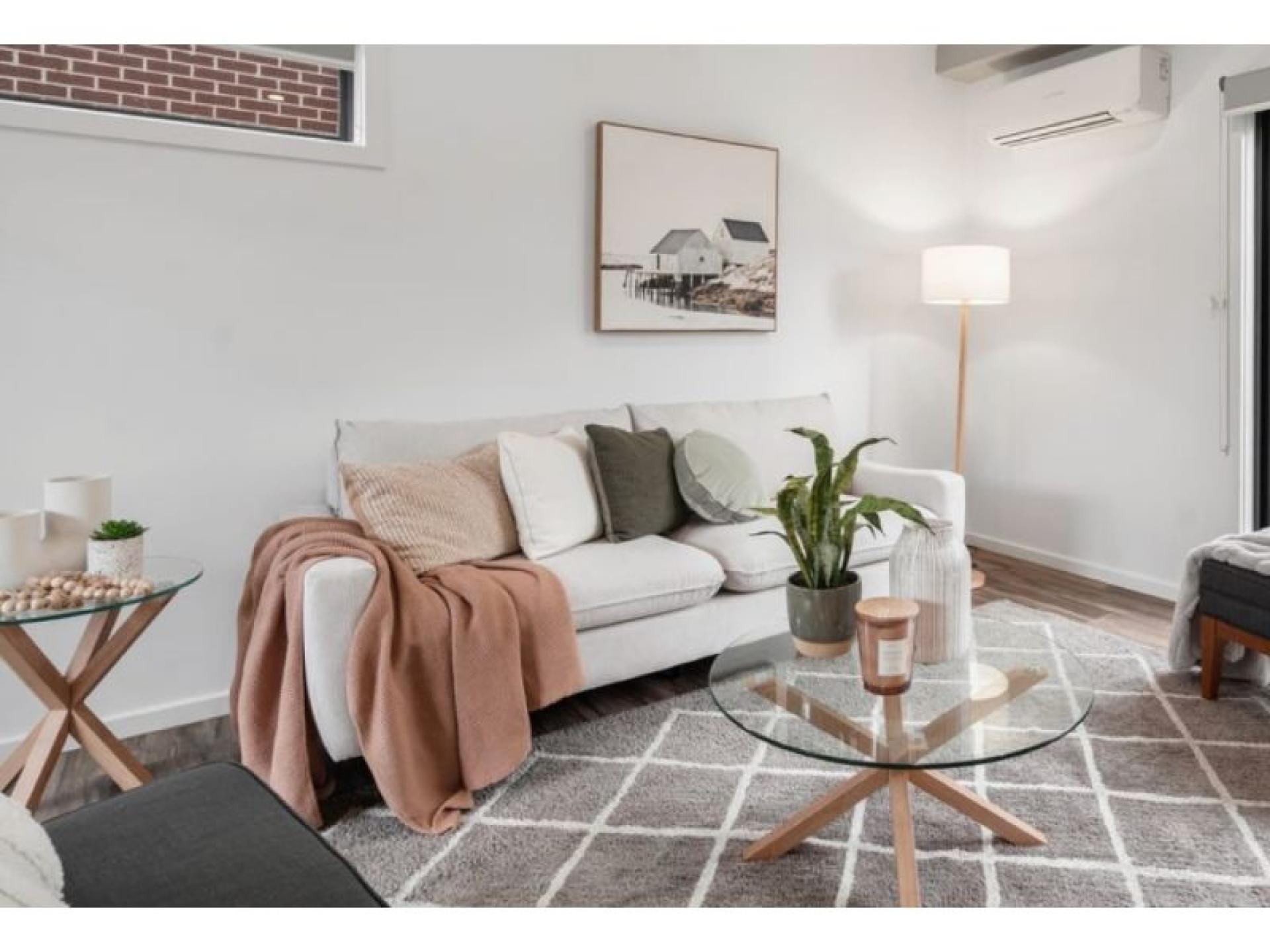 Established Property Staging Business 689177 2