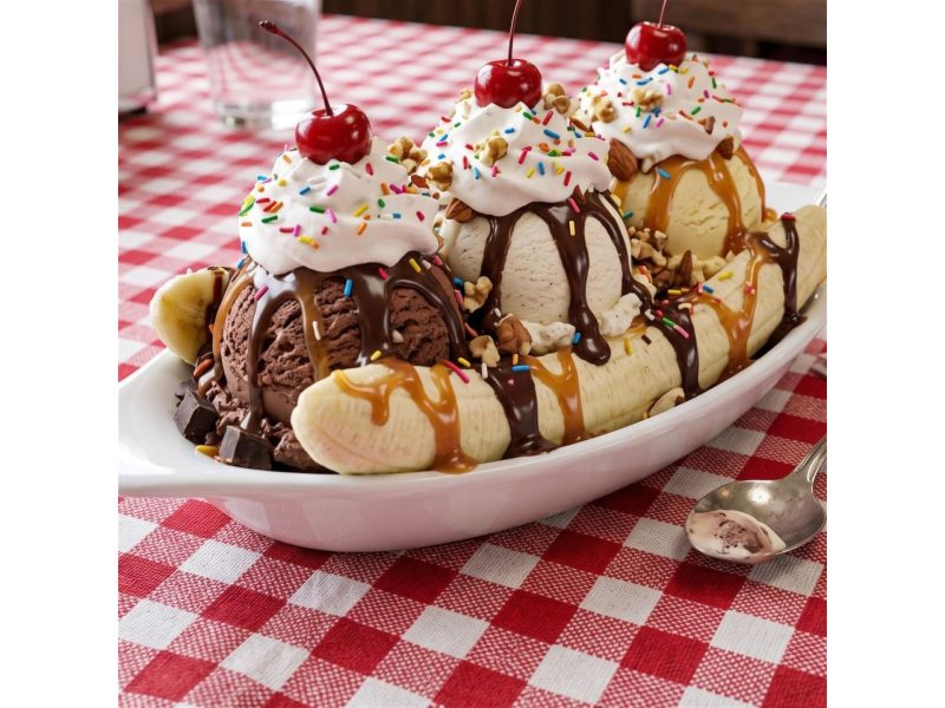 Gelato And Ice Cream 689187 3