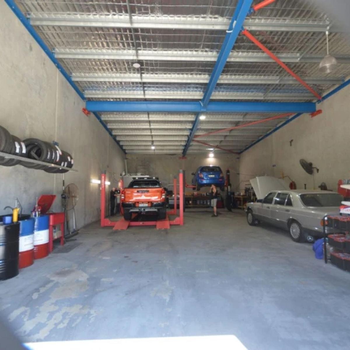 Established Automotive Repair Business 689275 2