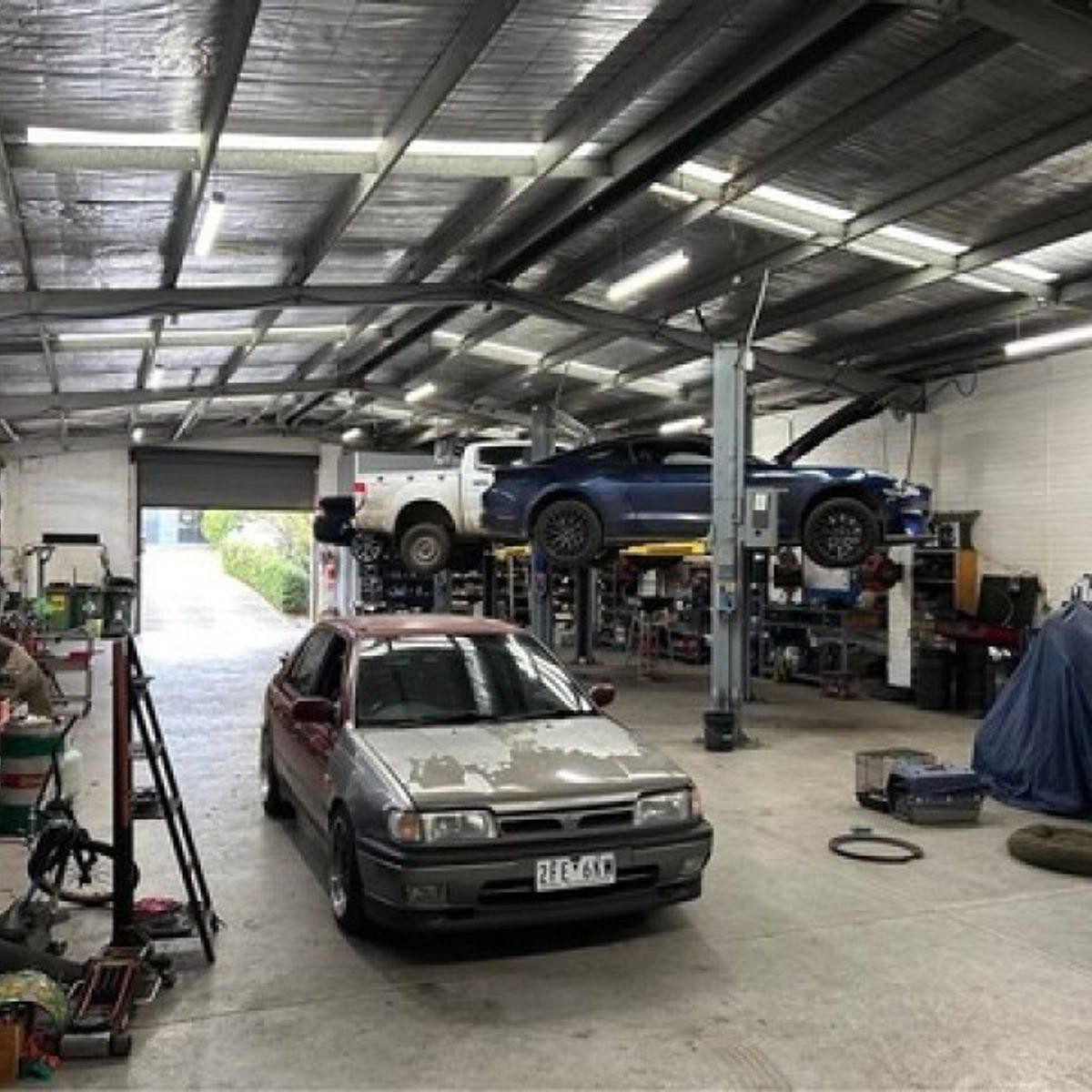 Renowned Automotive Service And 689290 2