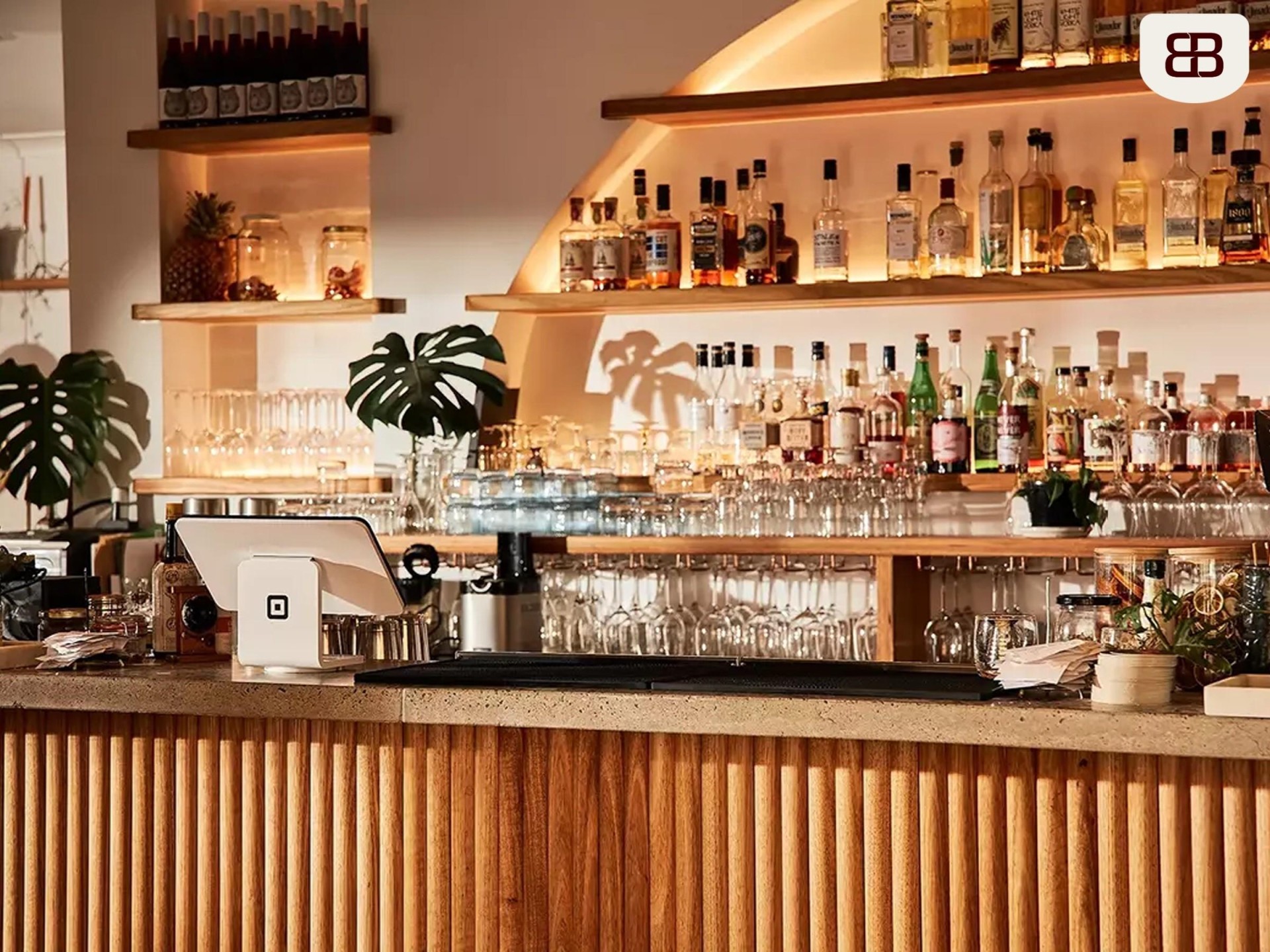 Restaurant / Bar For 689342 3