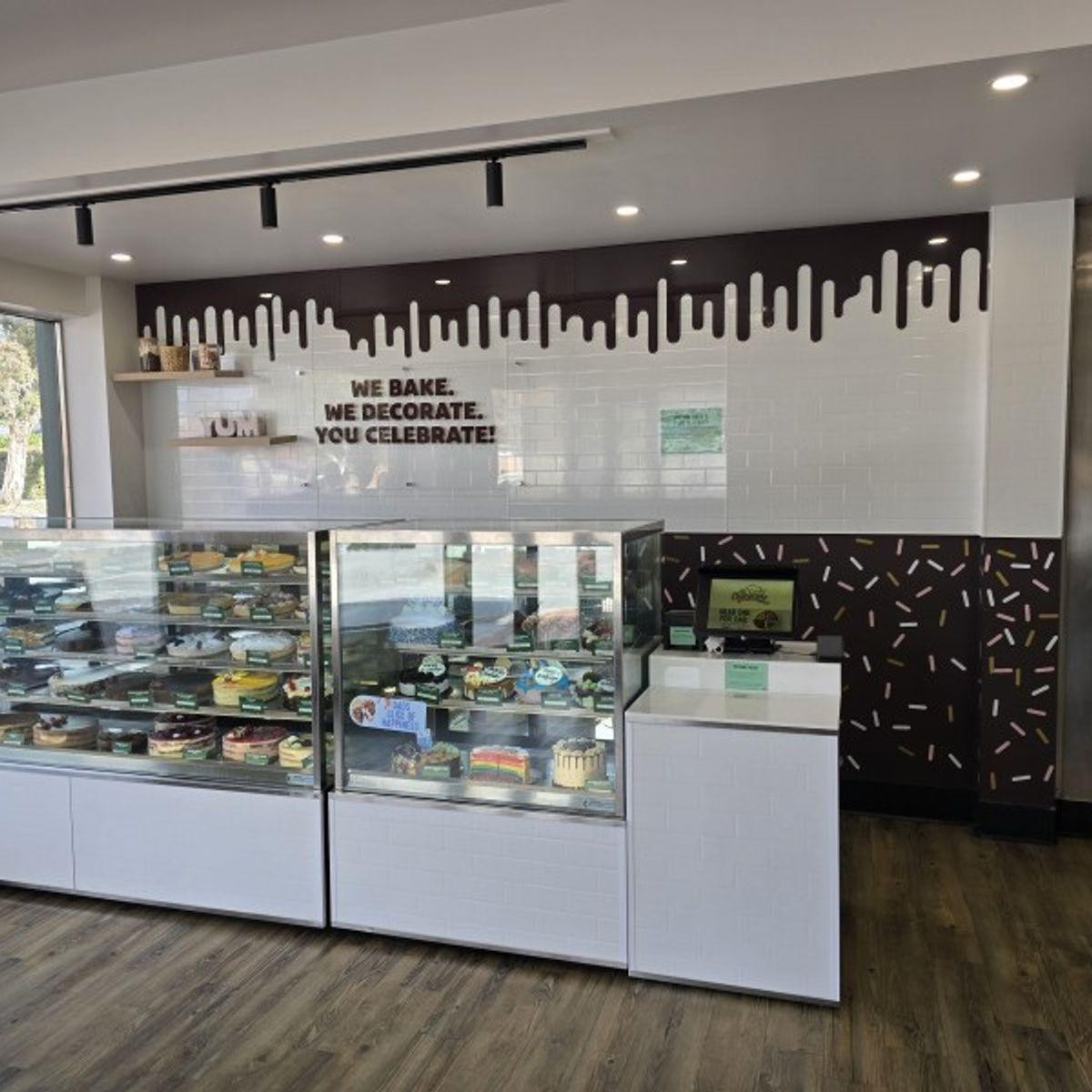 Established Cheesecake Shop For 689476 2
