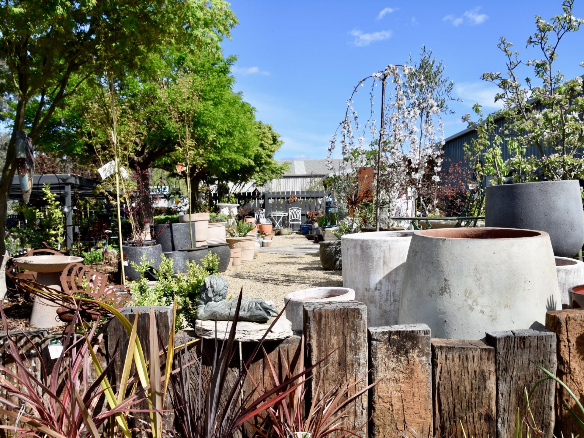 Established Garden Centre And 689690 3