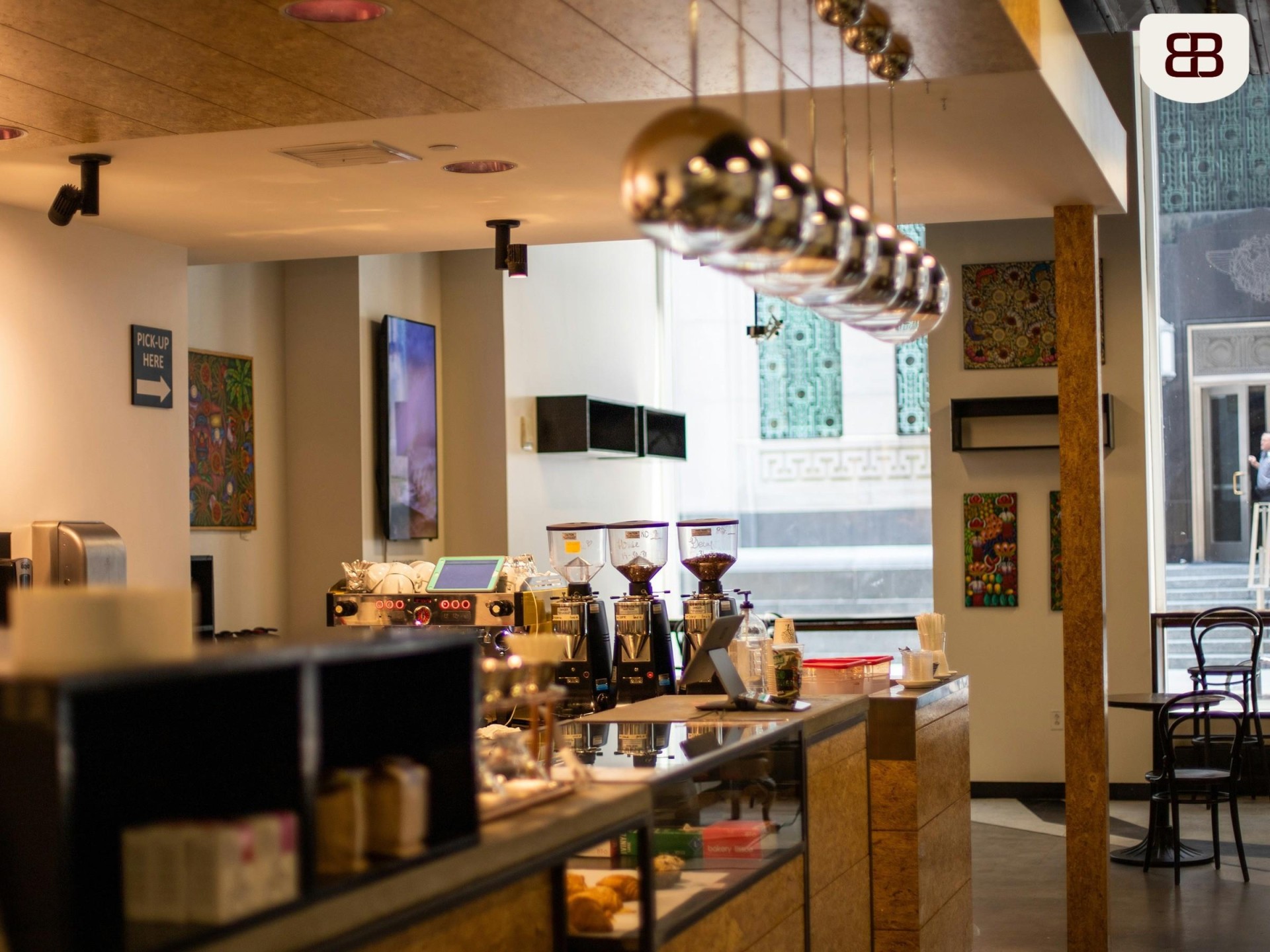 Multi-site CafÉ & Wholesale 689693 2
