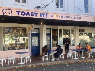 TOAST IT! — TWO CAFES. ONE BRAND. ONE SIGNATURE: ICONIC TOASTIES & SPECIALTY COFFEE.