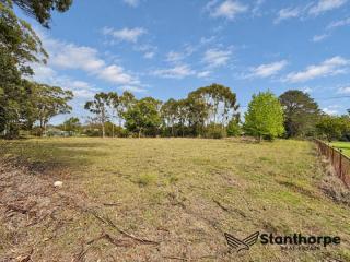 5,285M2 VACANT LAND IN THE HEART OF DALVEEN - A RARE CHANCE