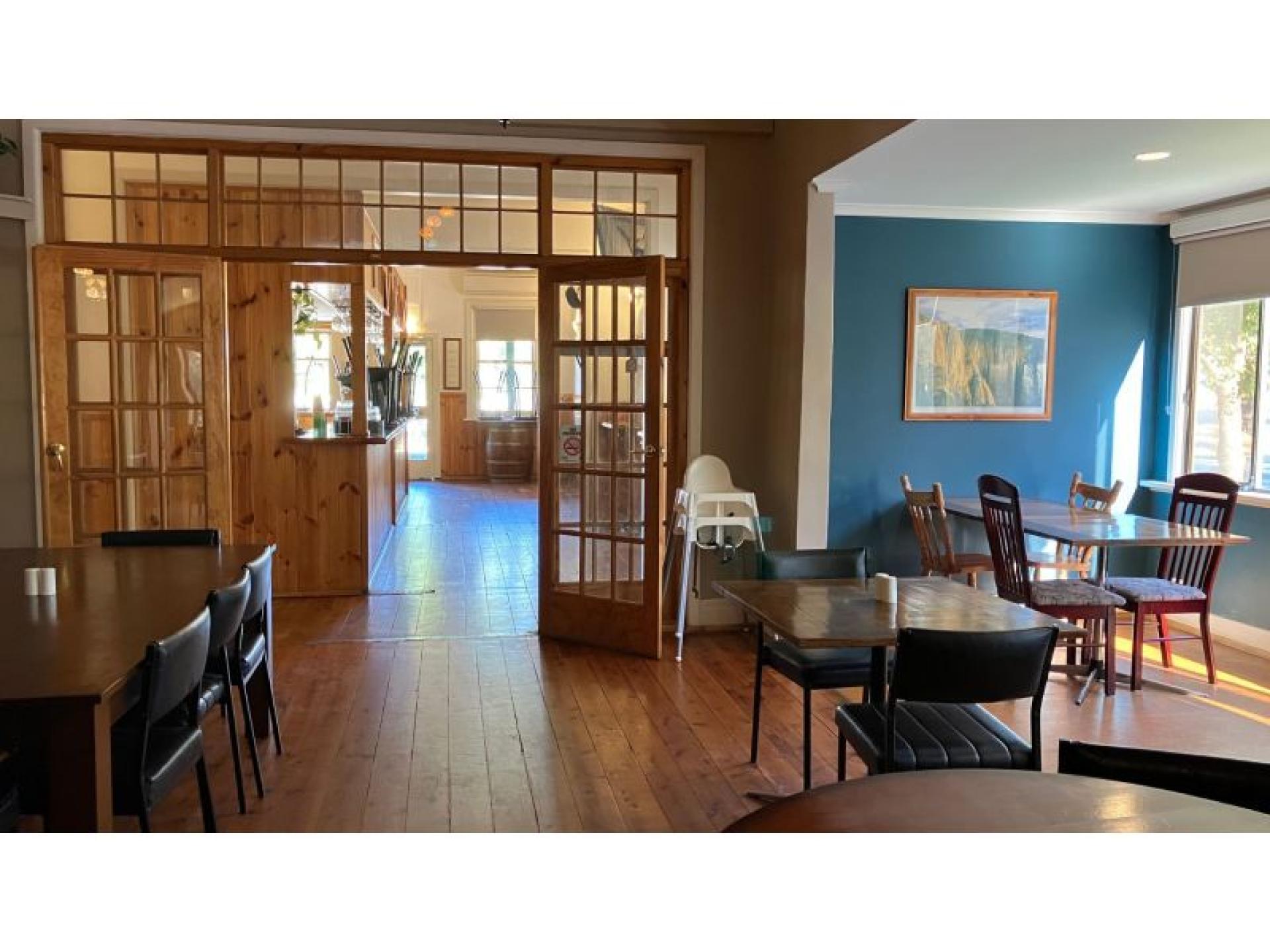 Whorouly Hotel - A 689865 3