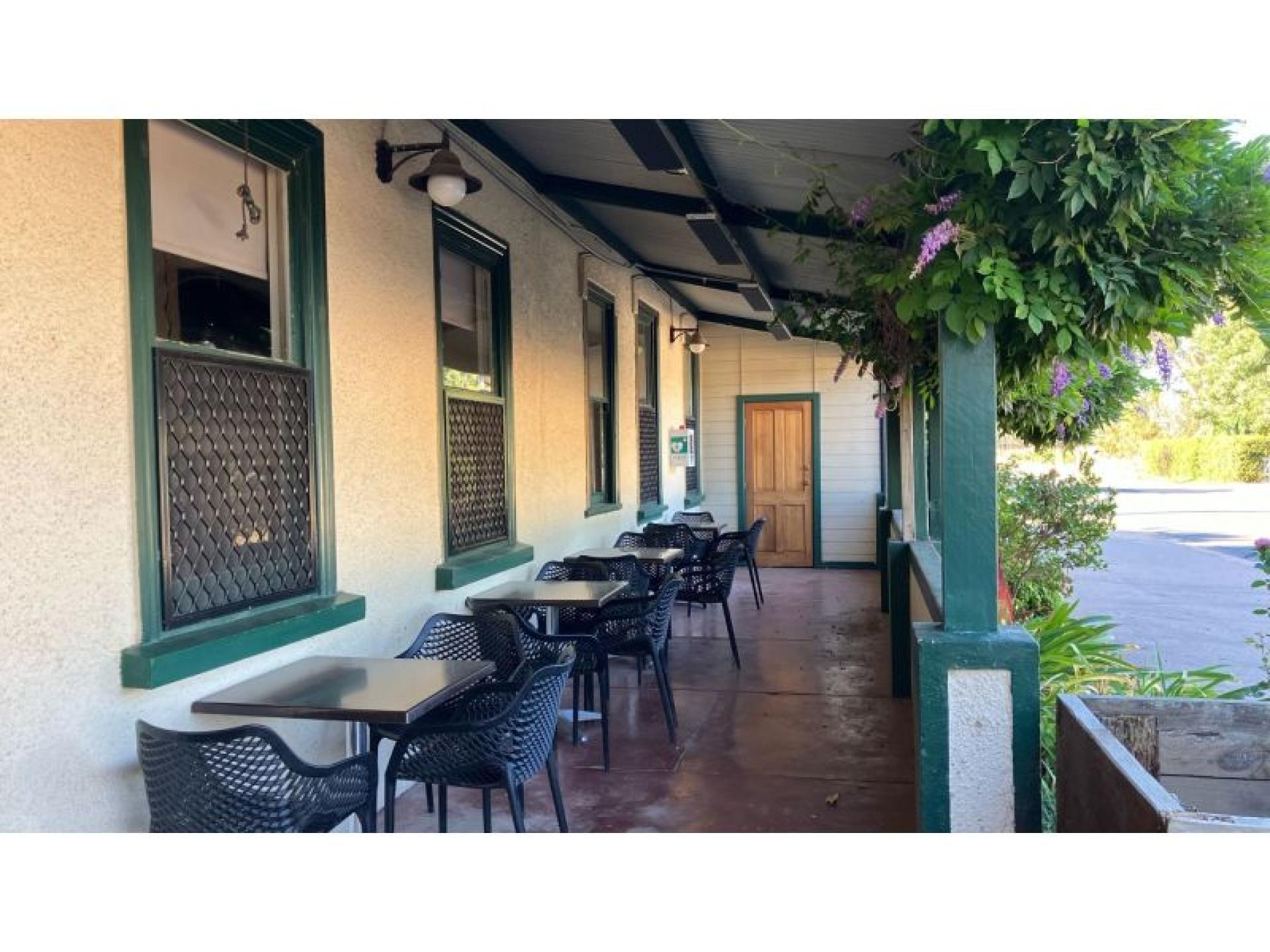 Whorouly Hotel - A 689865 2