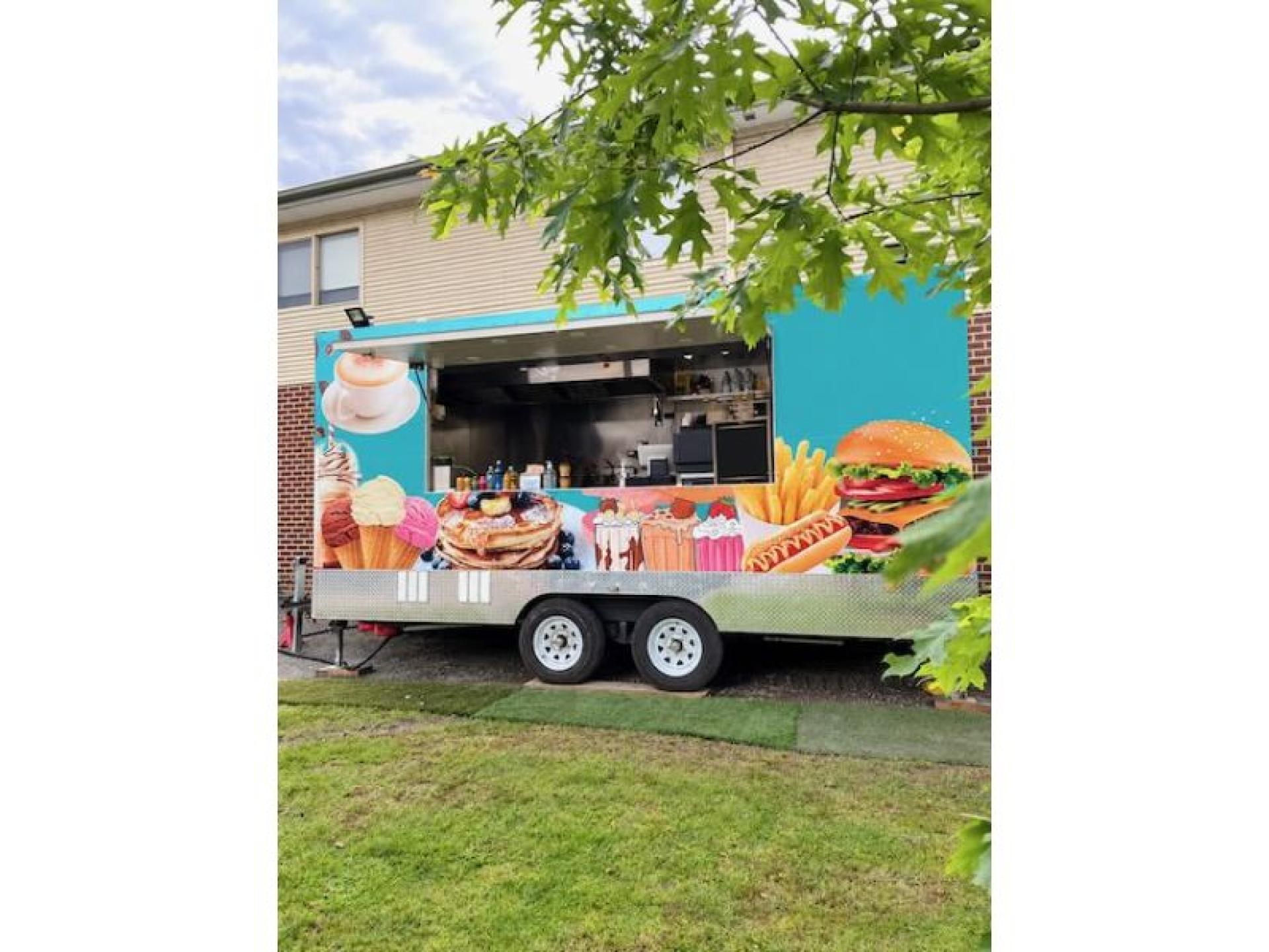 Mobile Food Trailer – 689932 1