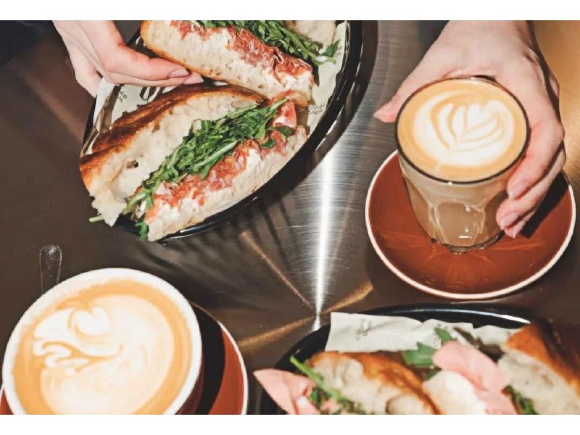 Sandwich Bar & Café 690000 2