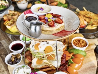 Outstanding Café Opportunity - Turnkey Business with Significant Growth Potential