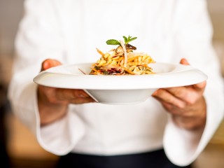 Established Licensed Restaurant, Operating 7 Days Ref9842