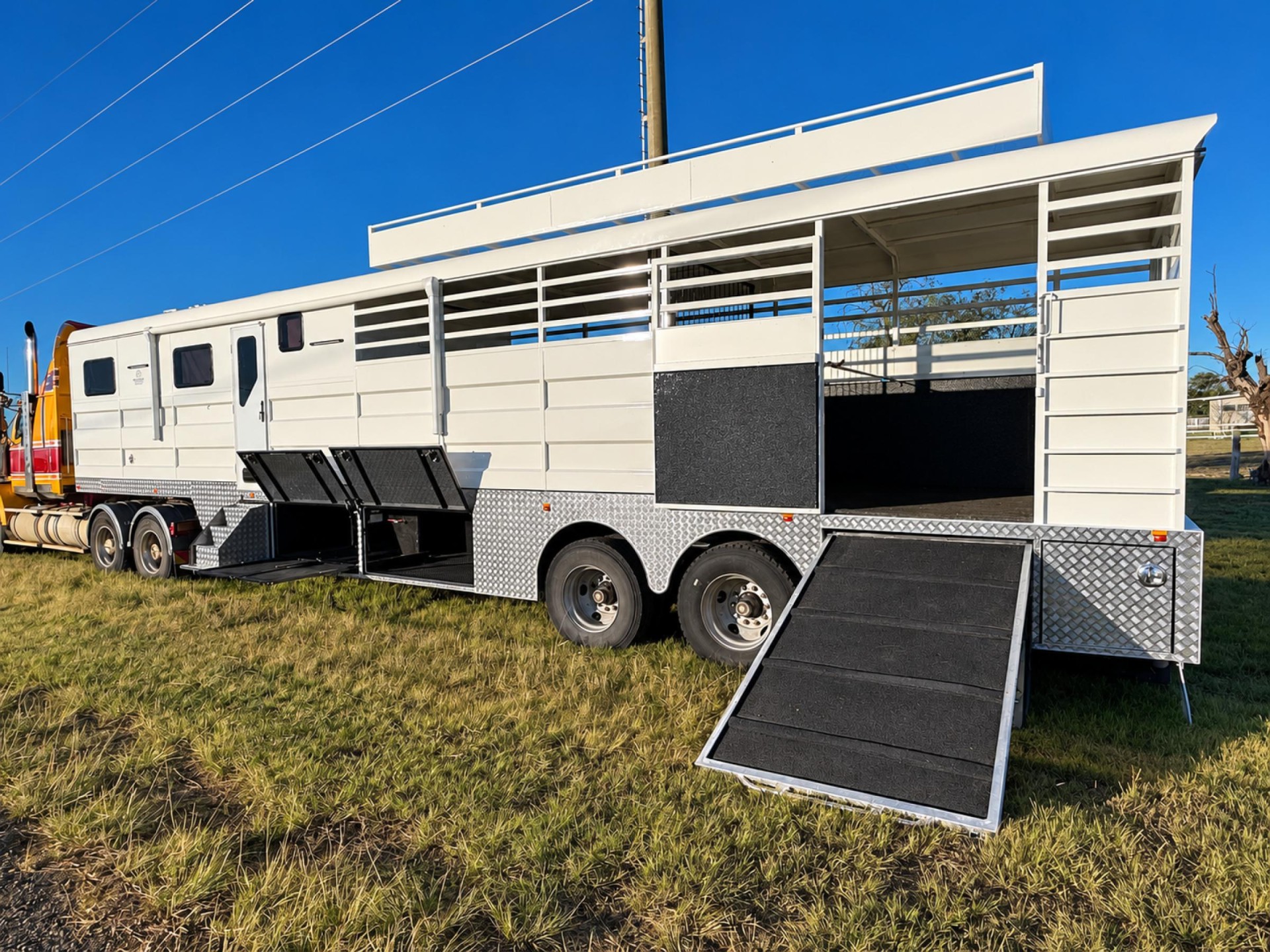 Chuck Wagon Fitouts. Equine 690261 1