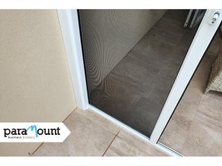 Leading Retractable Screen Manufacturer Business - REV 1.9M p.a (Our Ref: D2087)