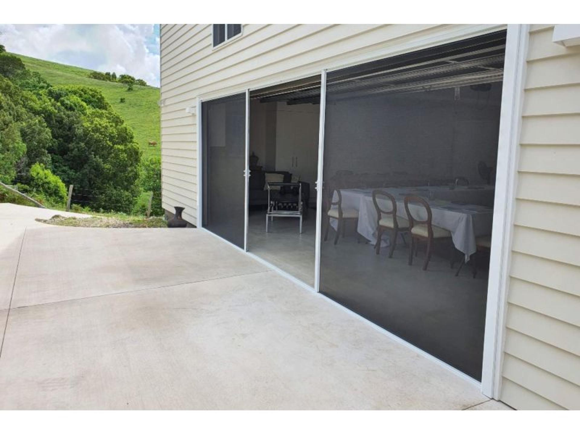 Leading Retractable Screen Manufacturer 690399 3